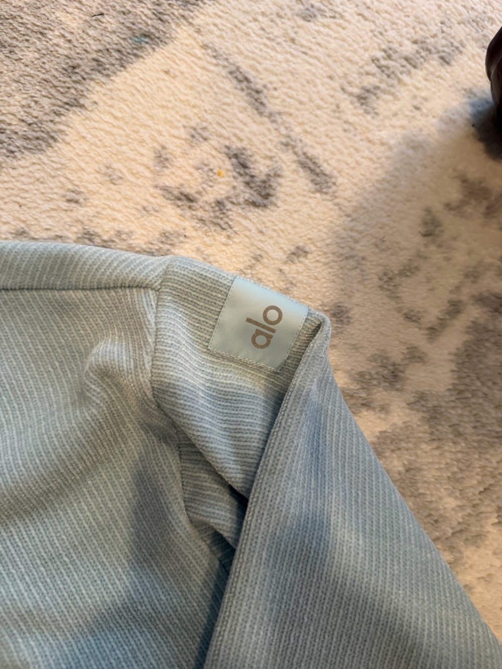 ALO Yoga Chenille Chalet Cardigan - Picture 3 of 4